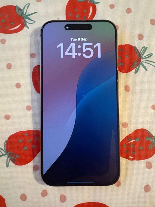 iPhone 16 Pro Max 256GB Gold – Vidro Traseiro Partido (Funciona a 100%)