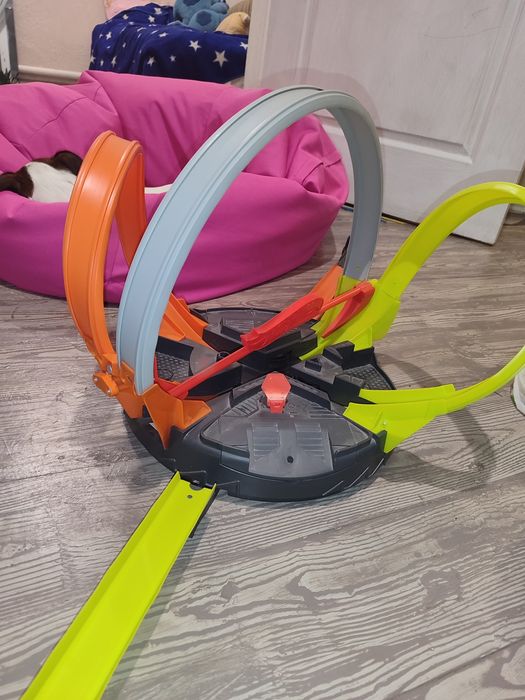 АвтоТрек хот вилс революционные гонки