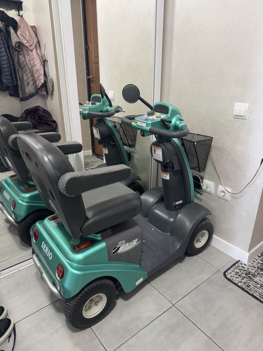 Електроскутер SERIO