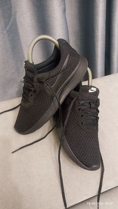 Кросівки Nike Tanjun