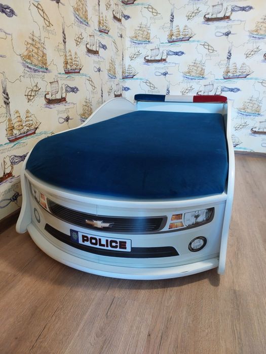 Дитяче ліжко автомобіль