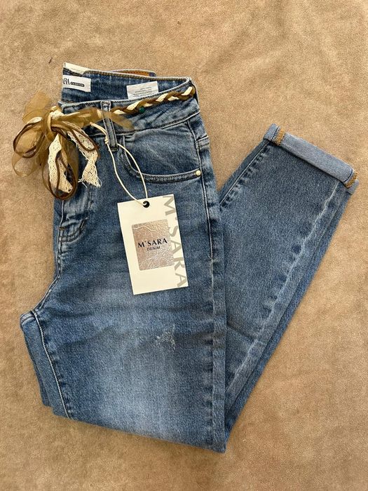 Jeansy M.Sara Mom Fit z paskiem