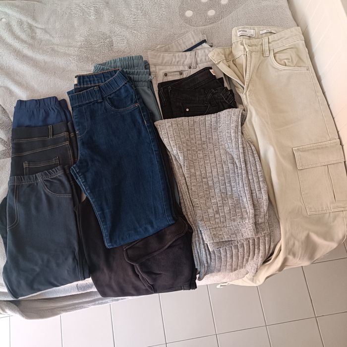 Roupa menina  10/12   1€ cada ?