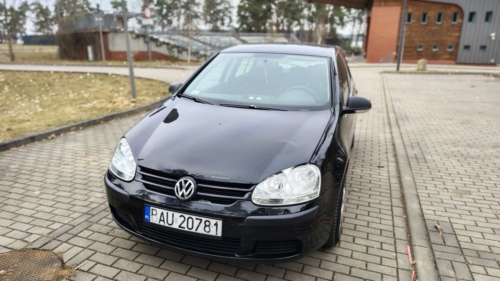 Volkswagen Golf V 1.6 benzyna 2007 – sprawny, jeżdżący, do poprawek