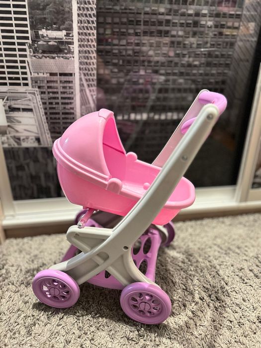 Візочок для ляльки