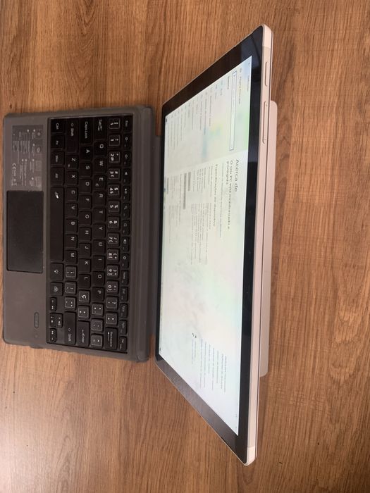 Surface Pro 7 + Type Cover Keyboard64873920507011123