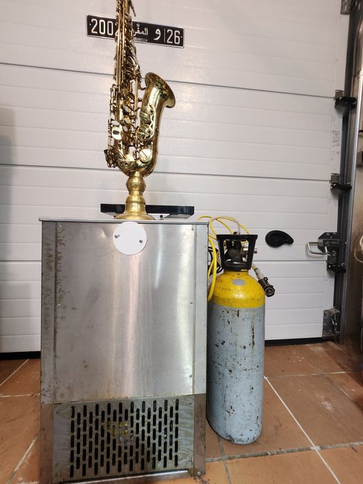 Vendo máquina de imperial ou outros torneira Saxofone em bom estado