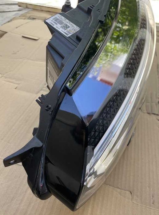 otica frontal ESQ renault megane IV . fase 2 - Full LED