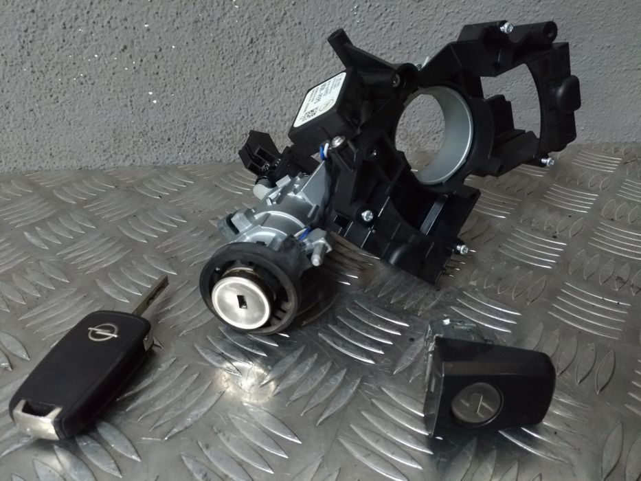 Canhão de Ignição e porta esquerda Opel Astra J P10 2009 a 2015