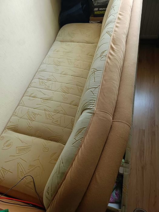 Sofa / Wersalka Rozkładana 190x120 cm – Beżowa, Stan Idealny!