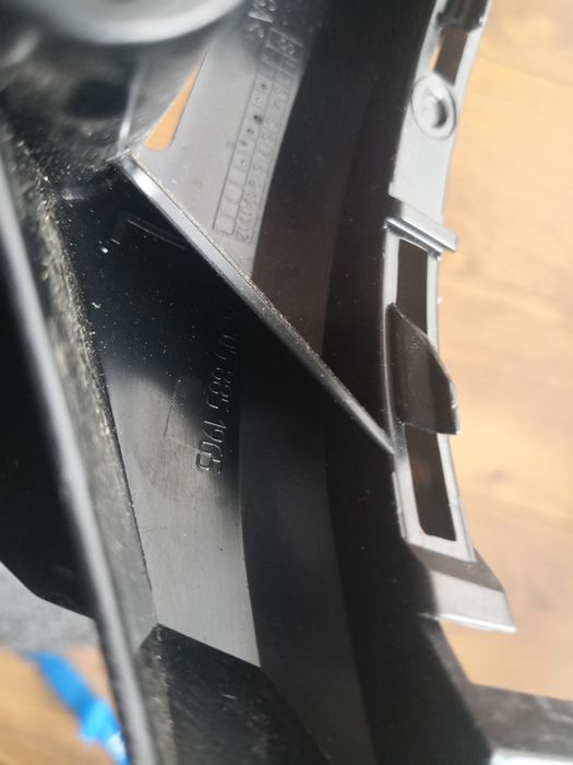 Ślizg zderzaka tylnego Mercedes W205 C klasa A205 lewy orygin nowy #19