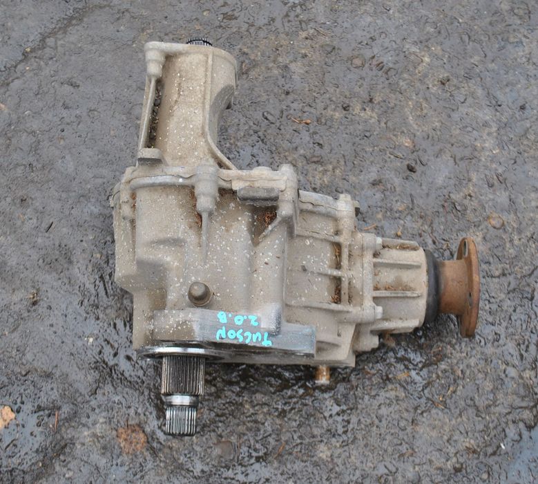 Reduktor skrzyni dyfer Tucson I 2.0 16V
