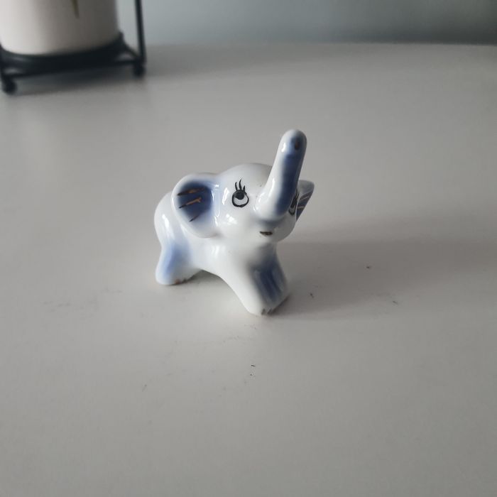 Słoń słonik figurka porcelanowa dekoracja NOWA