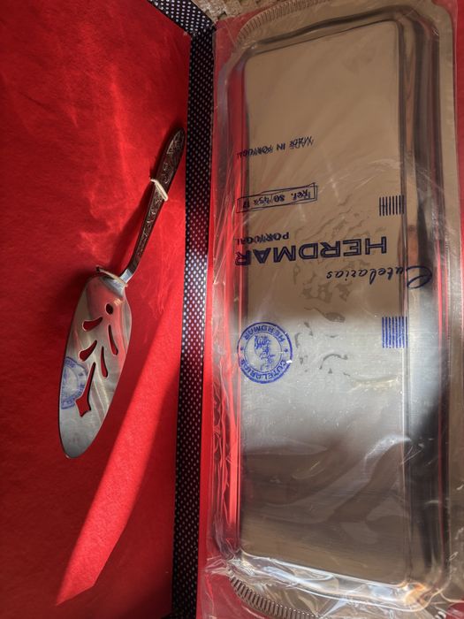 Travessa em inox com caixa