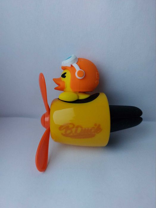 Pilot - Освіжувач в салон автомобіля. Стильний подарунок. Аромат.