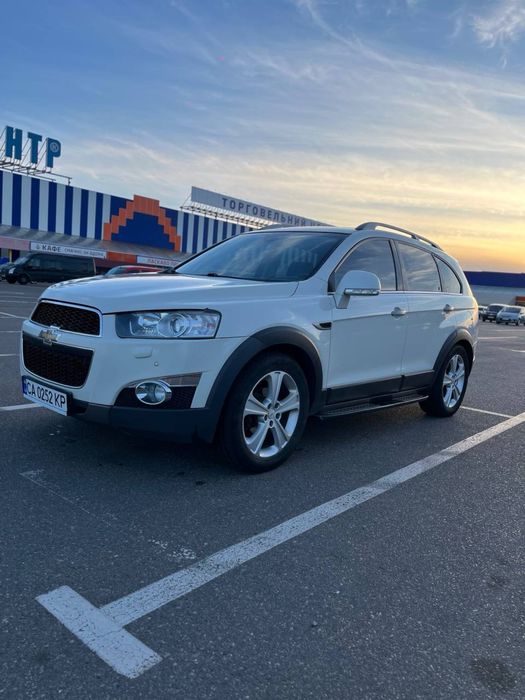 Продам  Chevrolet Captiva 2.2 дизель
