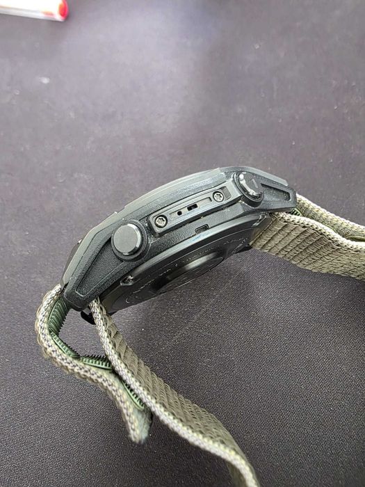 Garmin Fenix 8 - Sapphire, Titanium 51 mm - Como novo