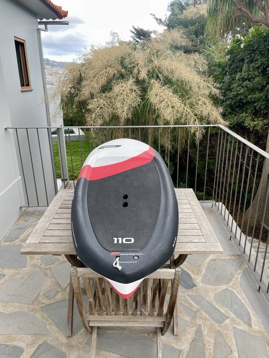 Prancha Phantom mid lenght FoilDrive Parawing Downwind