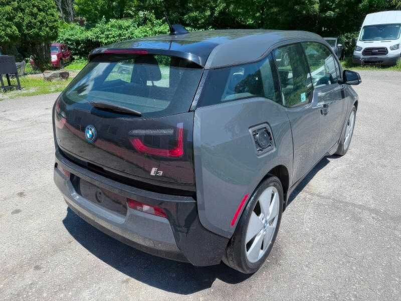 2015     BMW   i3