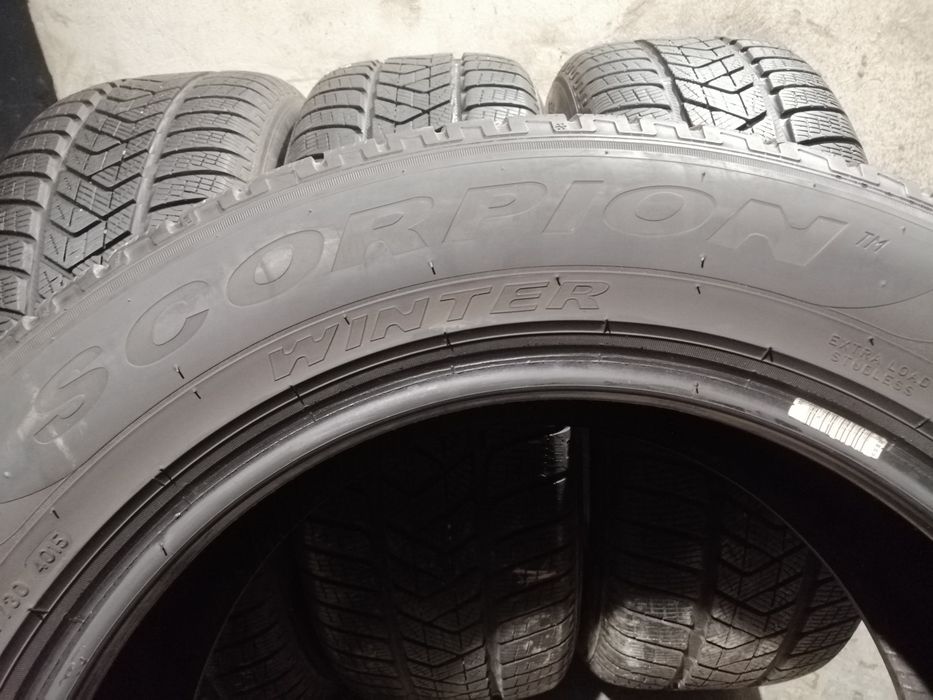 235/60R18 107H M+S Pirelli Scorpion Winter