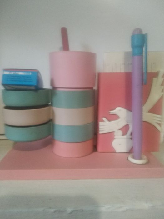 Канцелярская подставка ( органайзер)