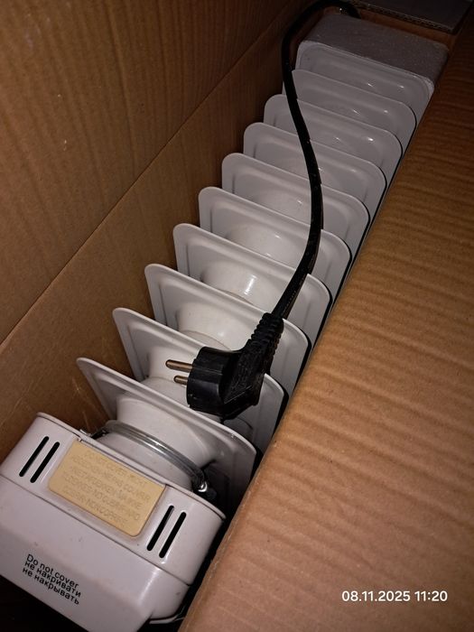 Масляний обігрівач радіатор Saturn 11 секцій