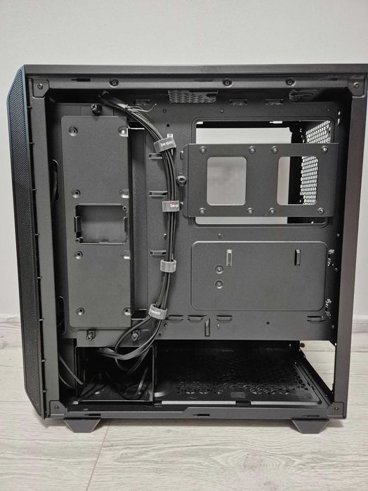 якісний корпус be quiet! Pure Base 500 Window Black. Trade-in