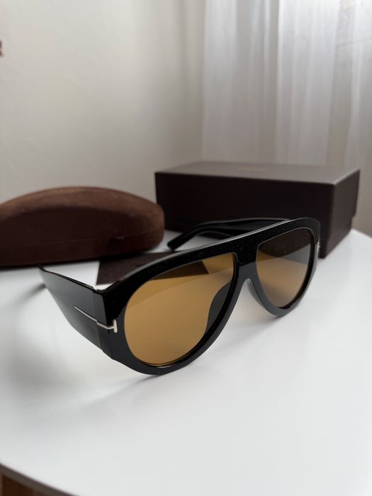 Сонцезахисні окуляри Tom Ford