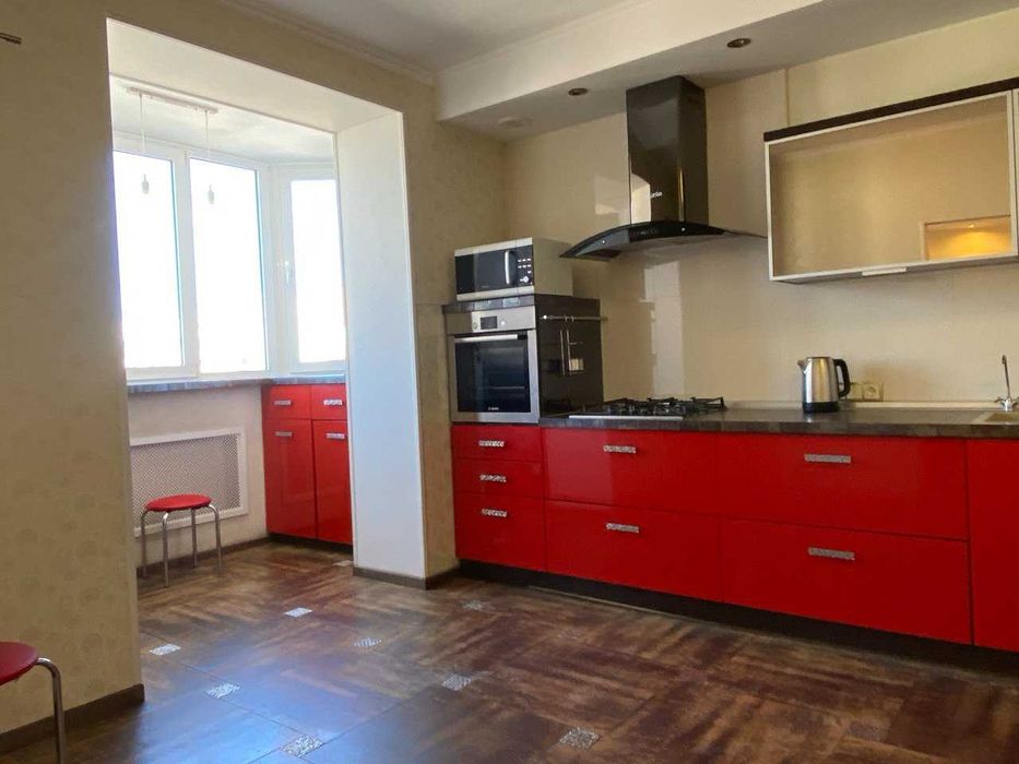 Продам 3 к квартиру в мкр Поділля з ремонтом і меблями 2342