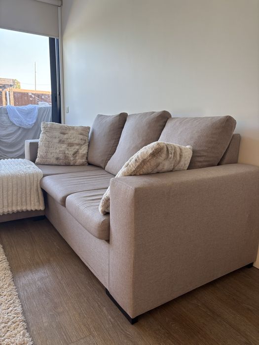 Sofa com chaise longue bege/ castanho