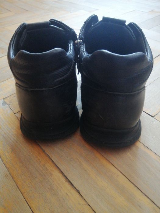 Зимові черевики 39 розмір