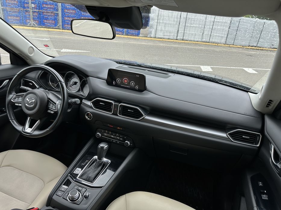 MAZDA CX5 2019г  в идеальном состоянии в родном окрасе!