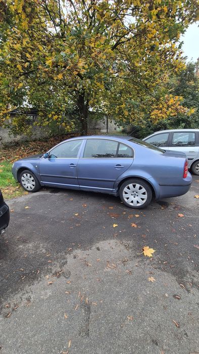 Skoda Superb  2004 rok