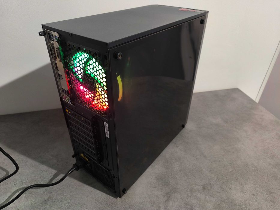 Computador Ryzen5 5600G-16GB RAM/500GB Disco-Como Novo-[LER DESCRIÇÃO]