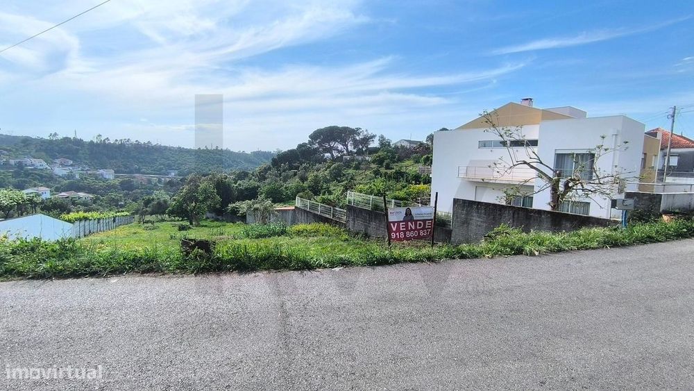 Terreno de 1200m2 com viabilidade de Construção em Marco dos Pereiros,