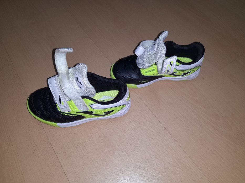 Sapatilhas Futsal Joma tamanho 28