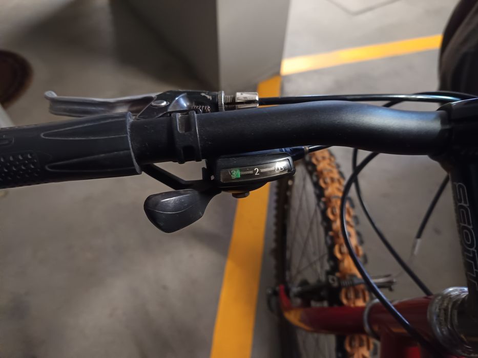 Vendo bicicleta BH Xt6 Shimano Alívio roda 26"