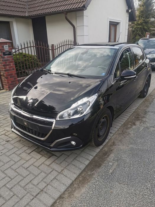 Peugeot 208 Bogata wersja