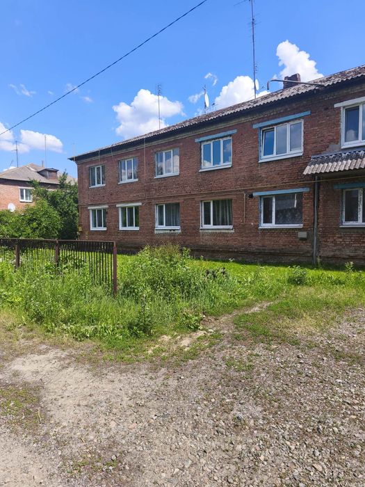 Продаж 2-х кімнатна квартира в с.Яблуневе