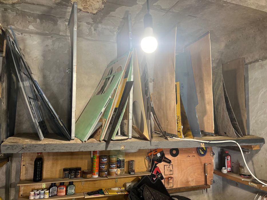 Продам шматки акрілу,фанери,двп, двохсторонього акрилу