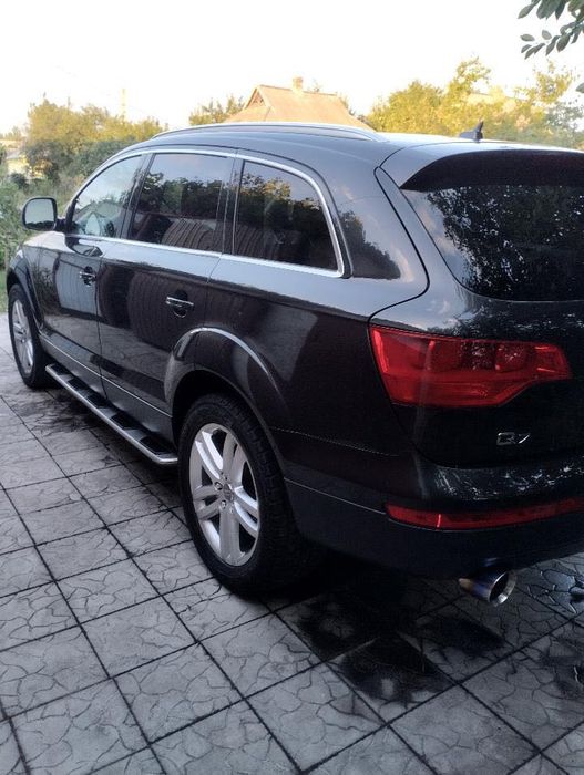 Продам AUDI Q7 в хорошому стані