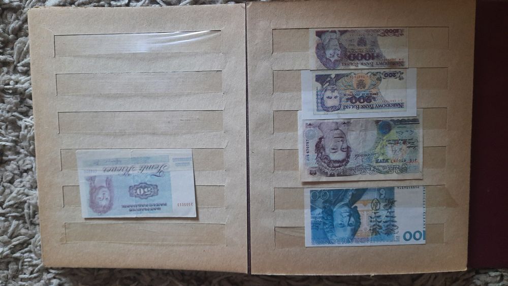 Вкладыши(фантики) деньги(валюта) в хорошем состоянии