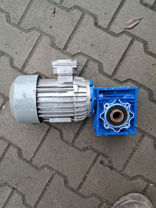 Okazja motoreduktor 0.37kw 32obr