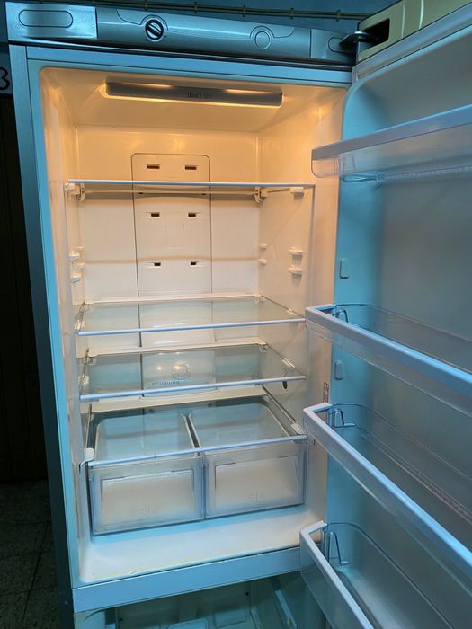 Frigorifico Hotpoint Combinado