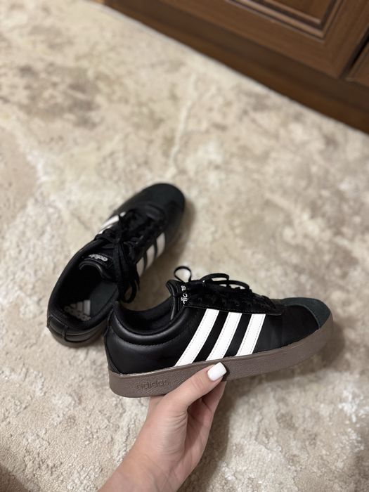 Жіночі Adidas Original