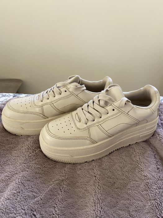 Ténis mulher cor creme