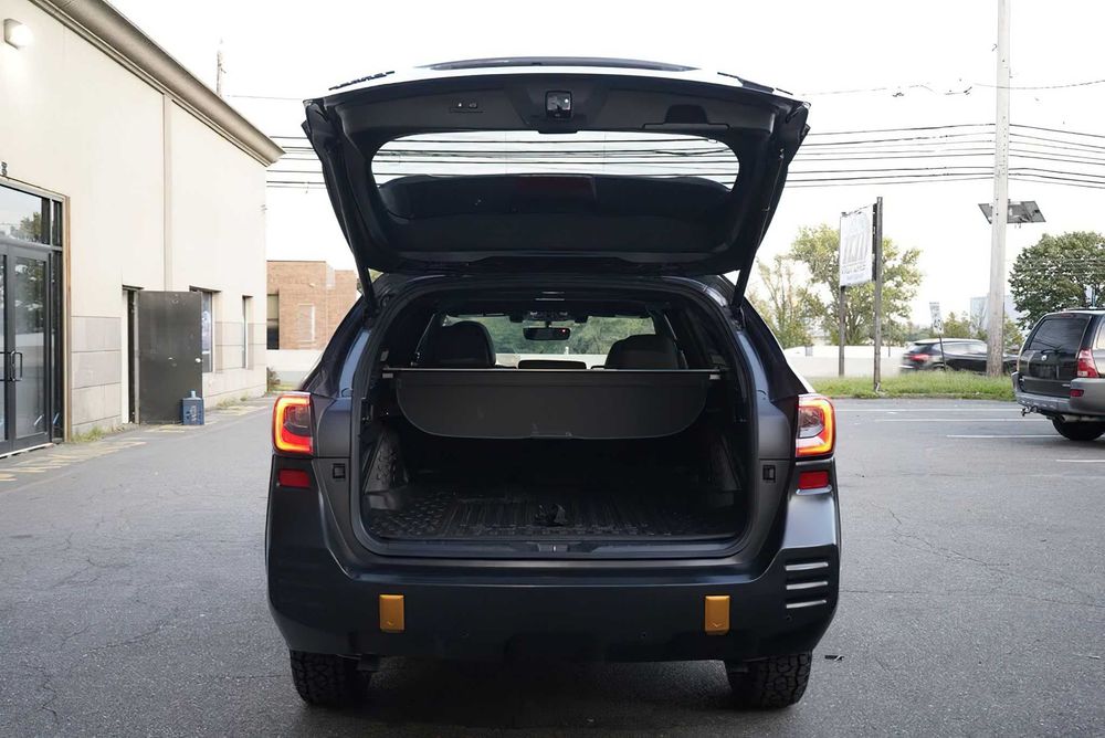 Subaru Outback      2023