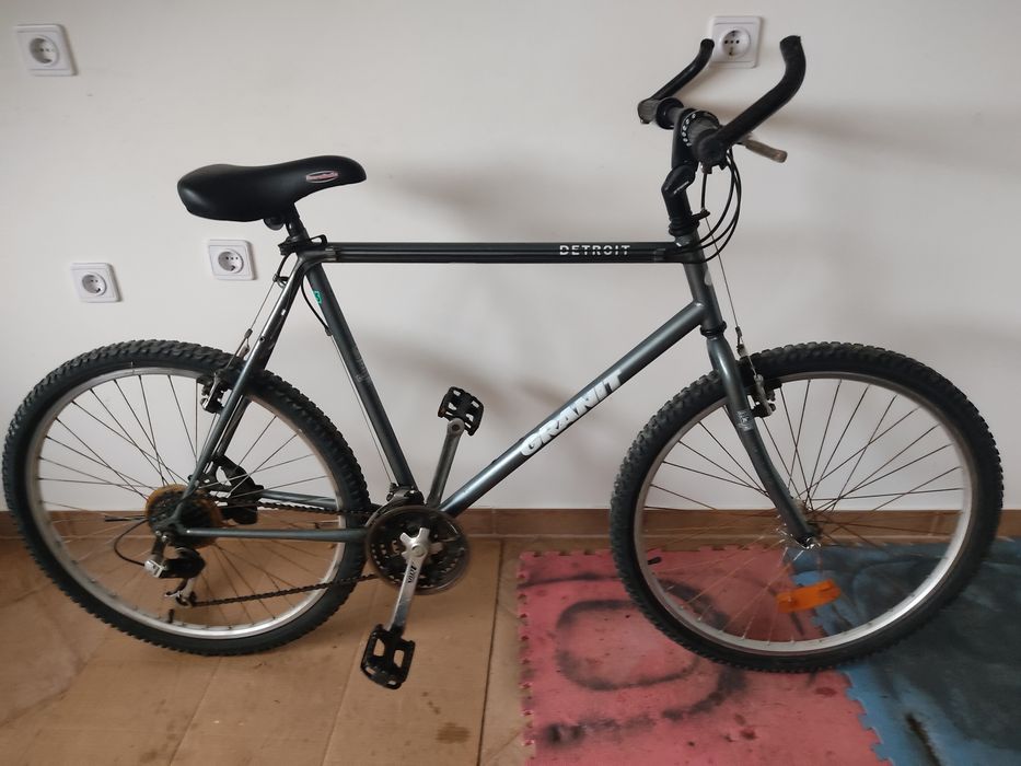 Bicicleta roda aro 26 bom estado
