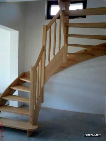 schody drewniane wykonanie i montaż