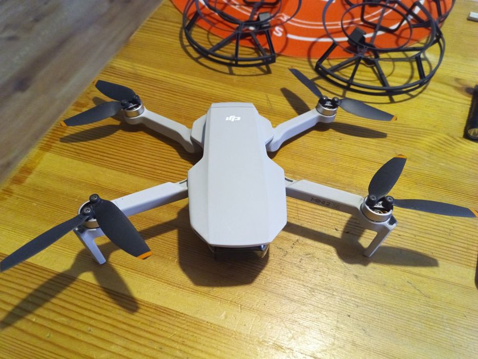 Dron DJI Mini 2 SE FLY MORE COMBO Super zestaw